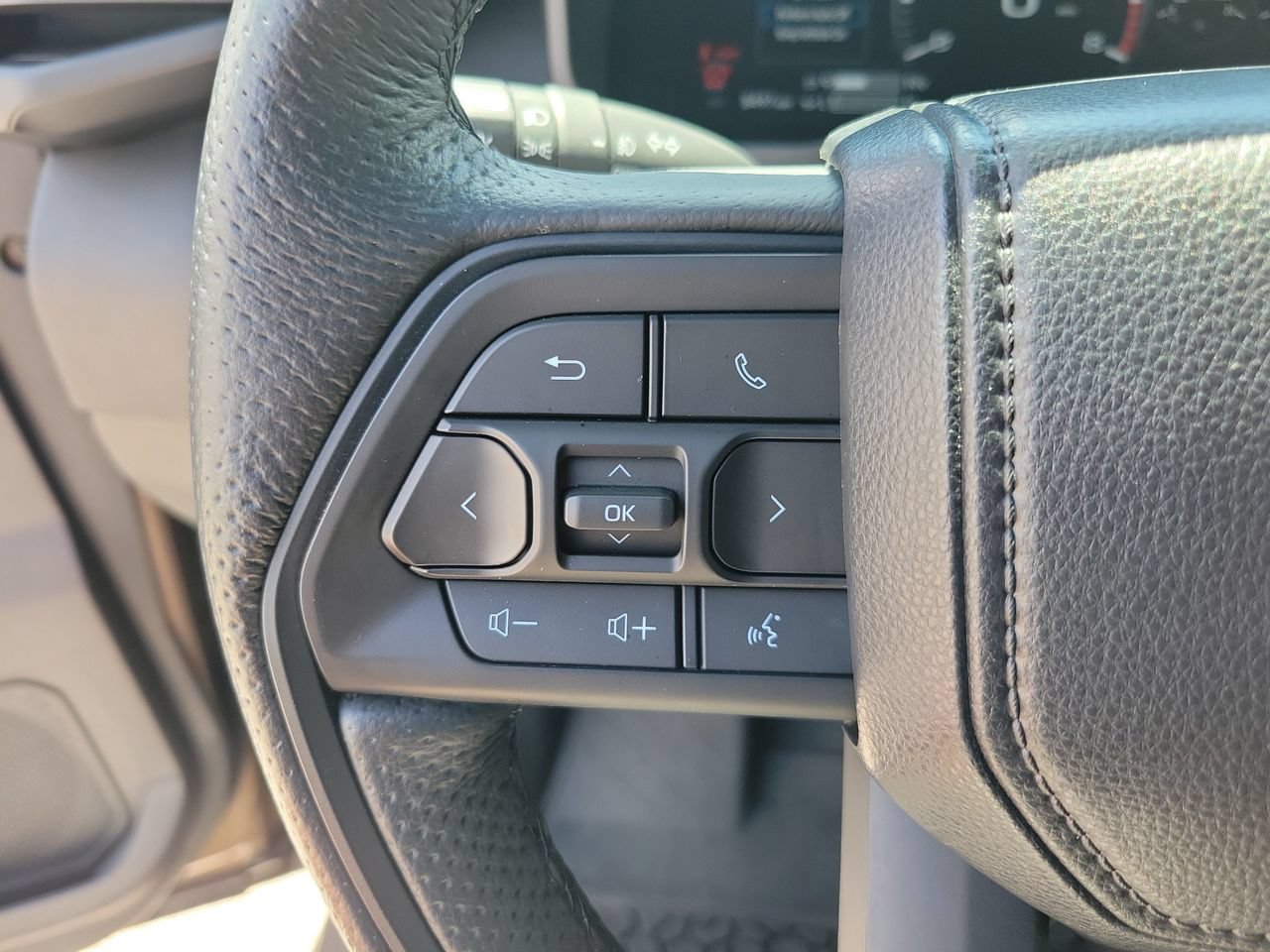 Used 2025 Toyota Sequoia TRD Pro AWD/4WD image 20
