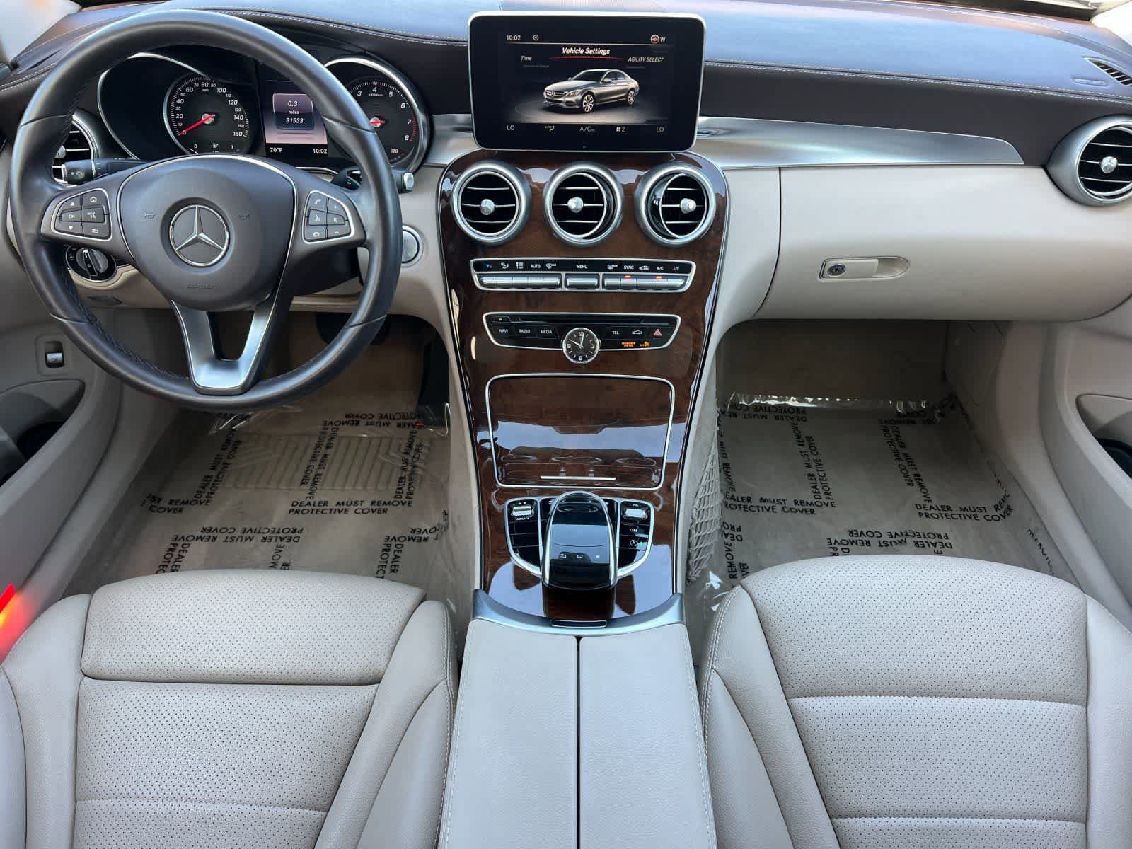 Used 2015 Mercedes-Benz C 300 4MATIC Sedan image 4