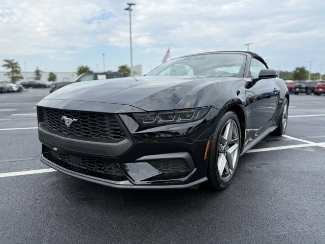 New 2025 Ford Mustang Convertible image 3
