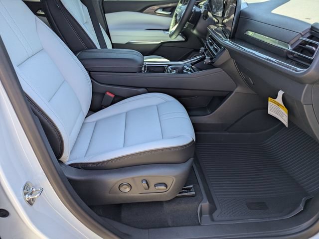 New 2026 Chevrolet Traverse High Country FWD image 40