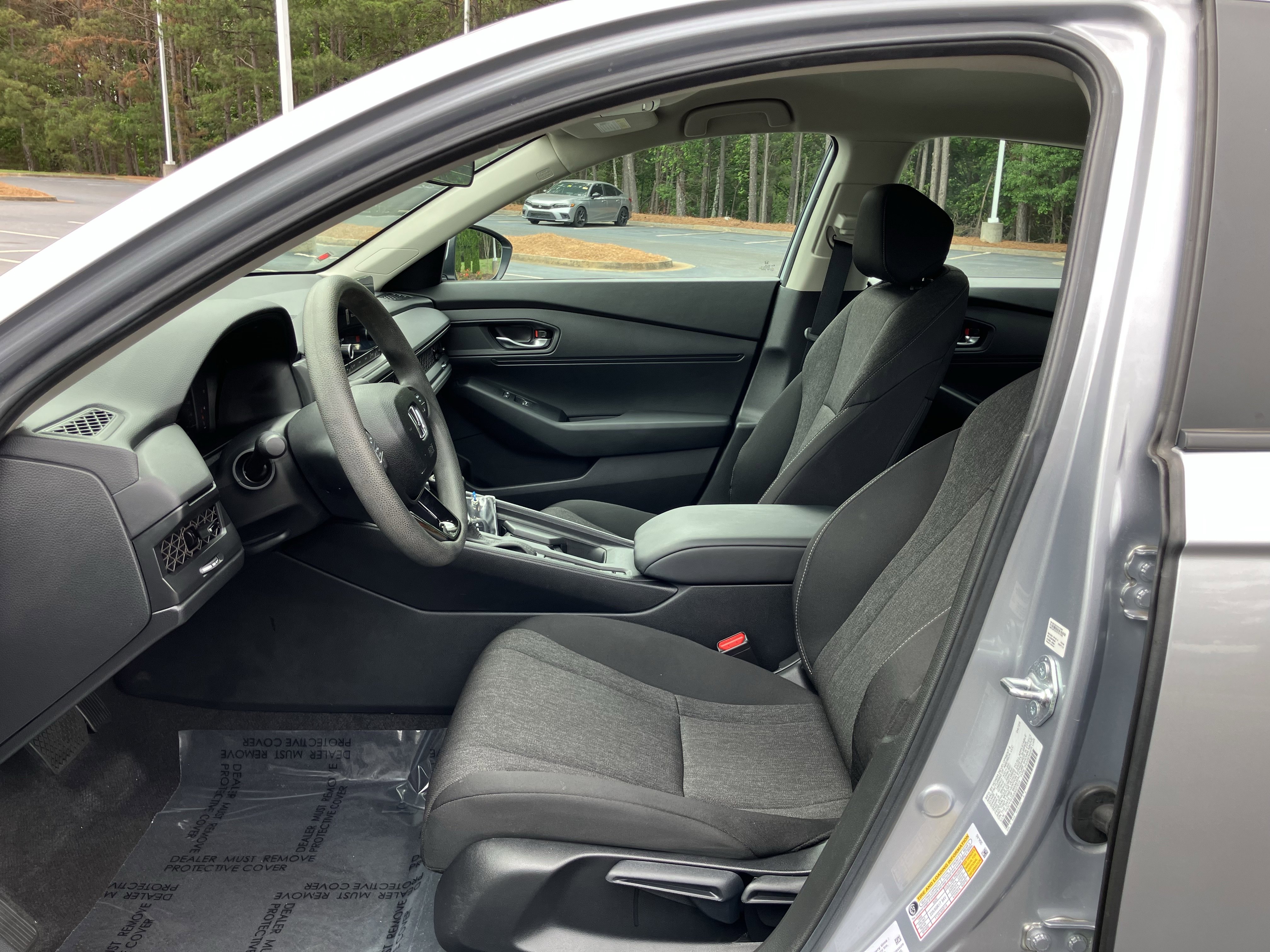 Used 2025 Honda Accord LX image 15