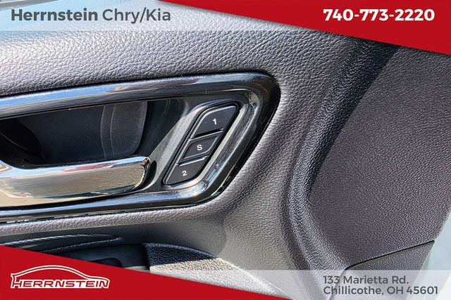 Used 2021 Dodge Durango R/T w/ Tow 'N Go Package AWD/4WD image 16