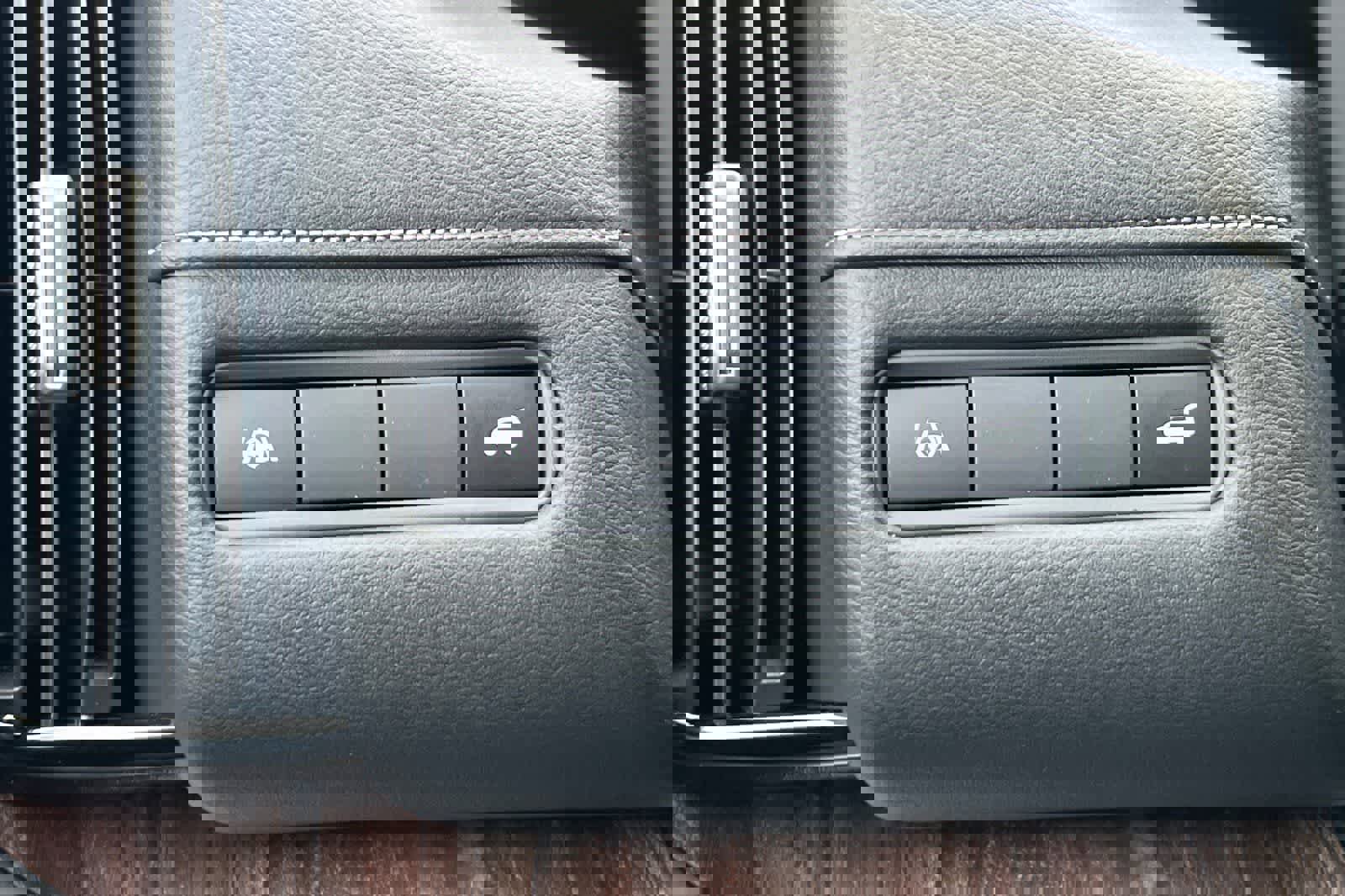 New 2026 Nissan Armada SL w/ Captain's Chari Seat Package image 35