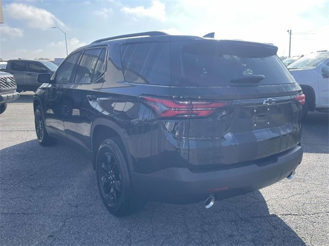 Used 2022 Chevrolet Traverse LS w/ Midnight/Sport Edition image 6