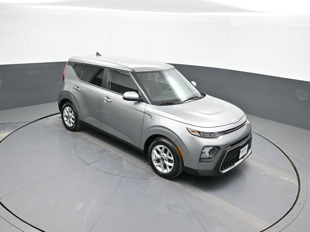Certified 2022 Kia Soul LX w/ Technology Package image 34