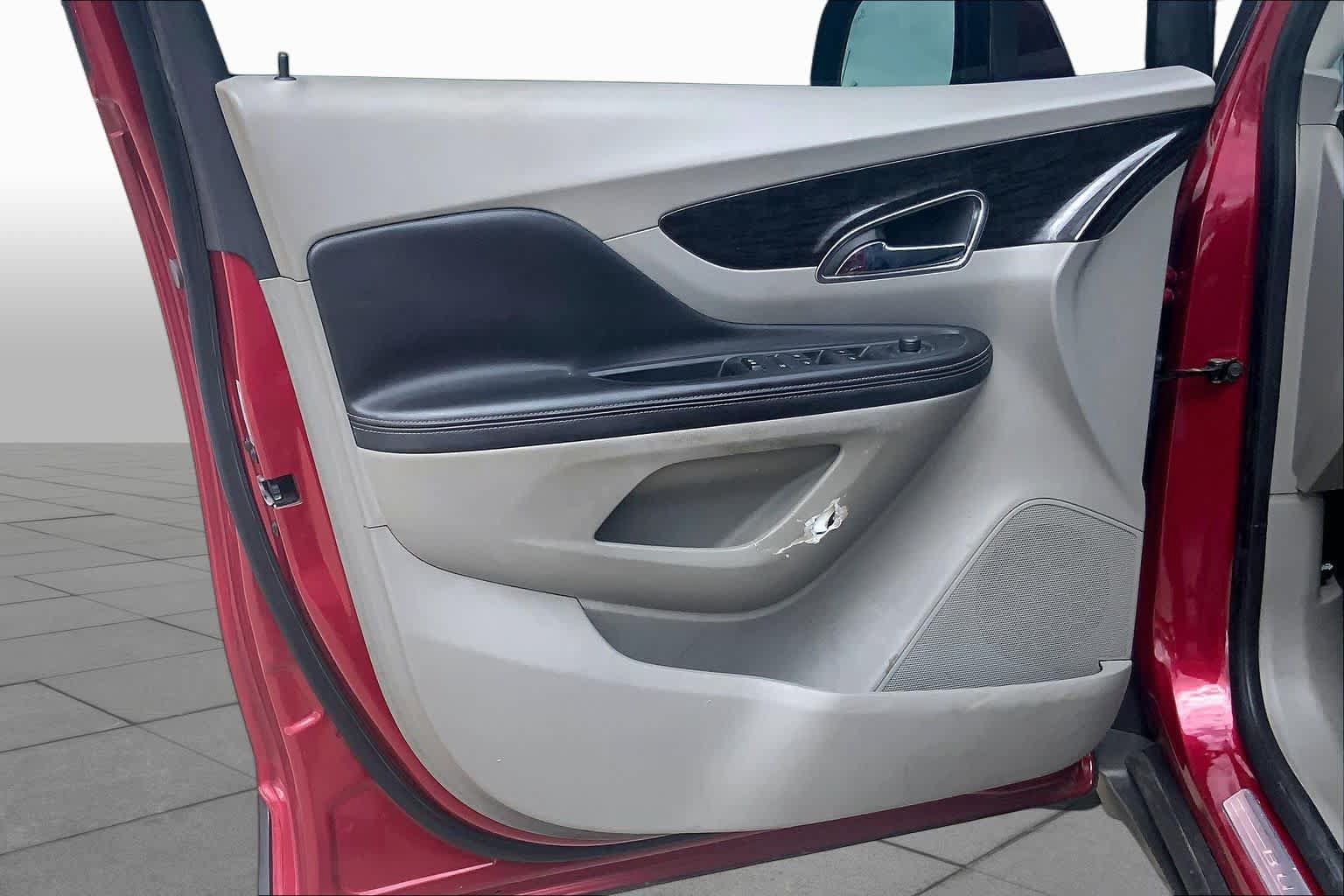 Used 2014 Buick Encore Convenience FWD image 21