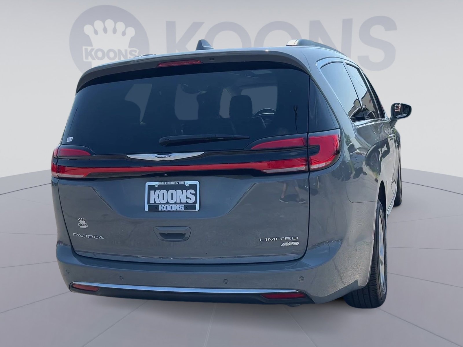 Used 2022 Chrysler Pacifica Limited AWD/4WD image 11