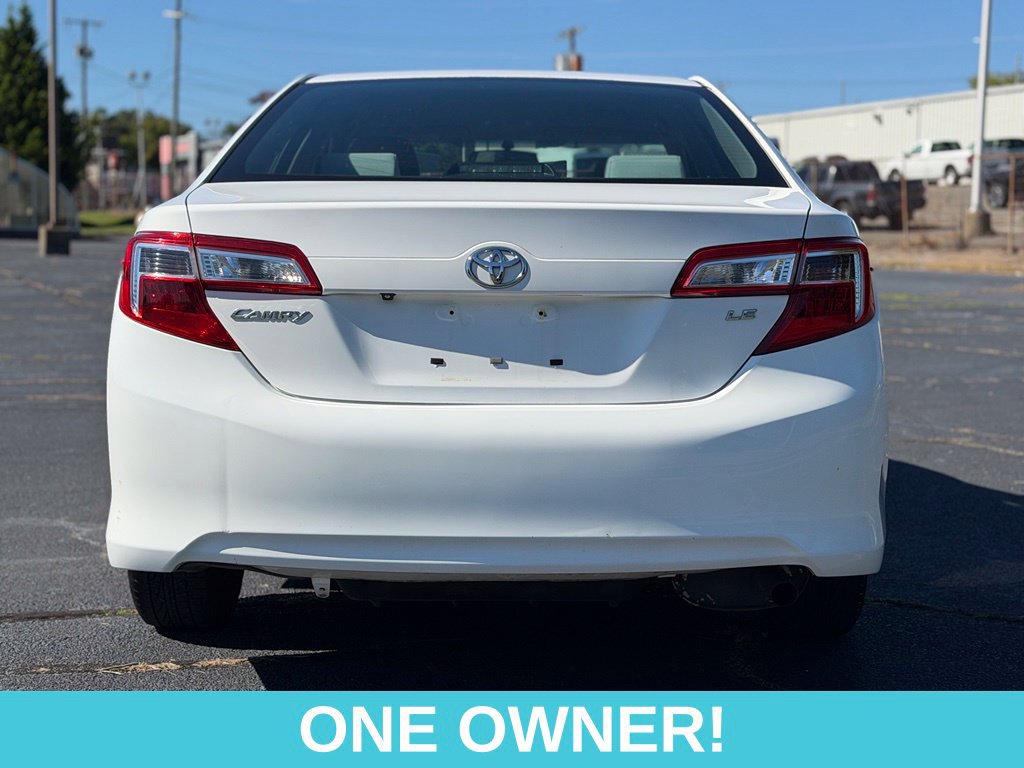 Used 2014 Toyota Camry LE FWD image 7