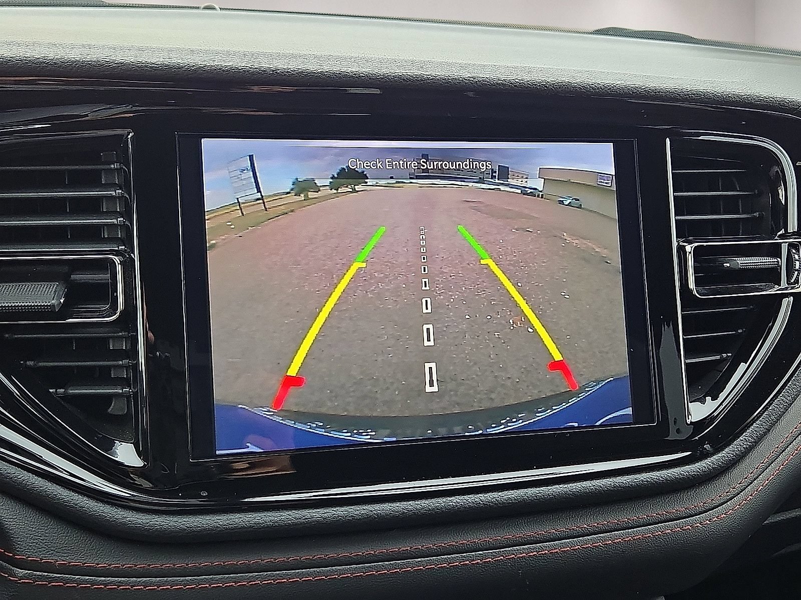 Used 2025 Dodge Durango GT AWD/4WD image 27