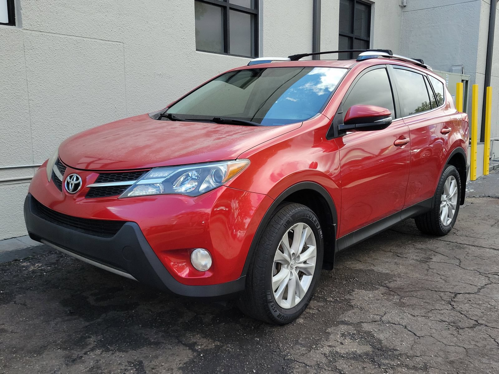 Used 2015 Toyota RAV4 Limited w/ Outdoor Package FWD image 32