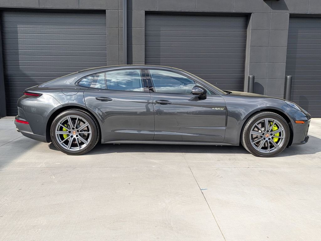 Used 2025 Porsche Panamera 4 image 7