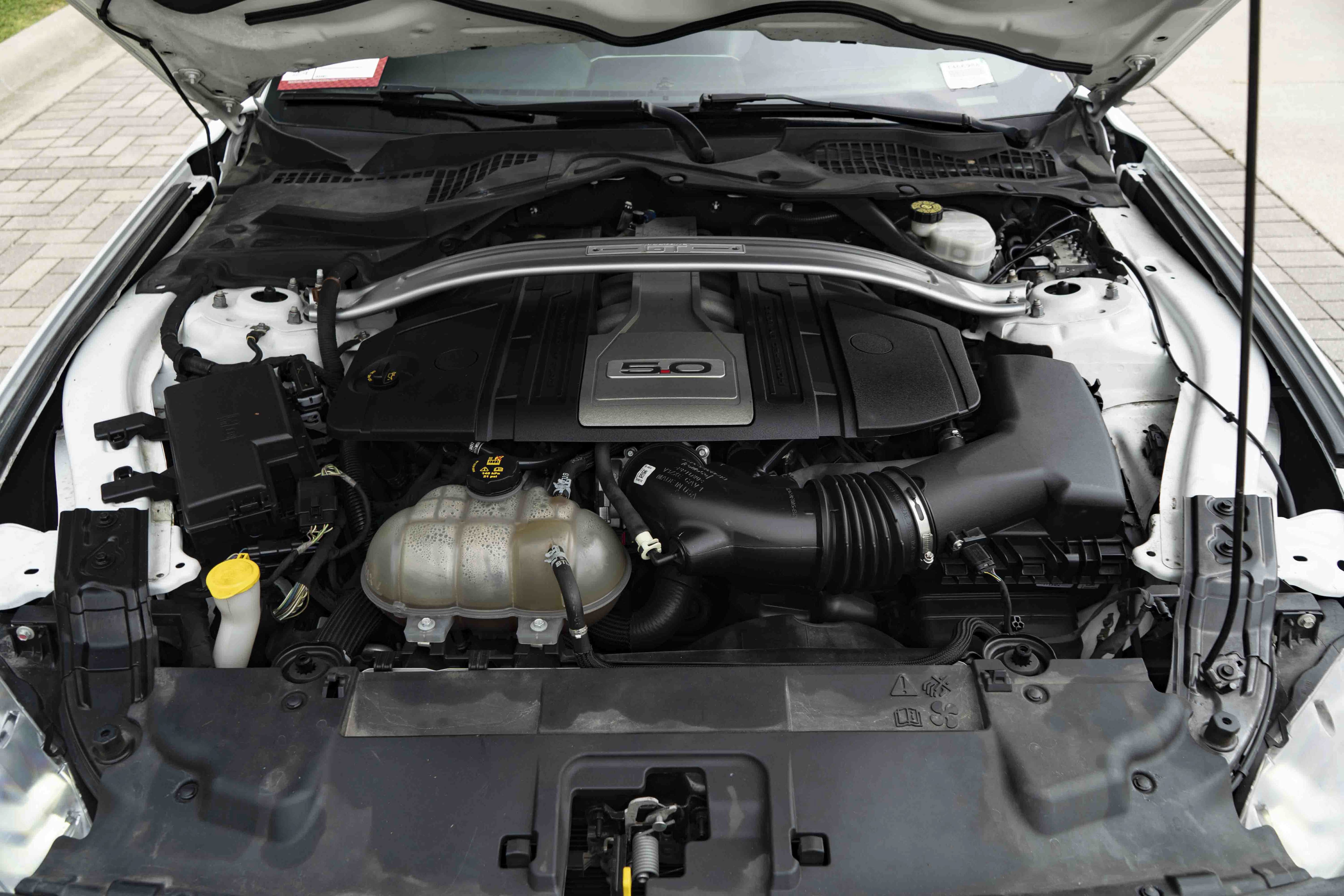 Used 2019 Ford Mustang GT Premium RWD image 38