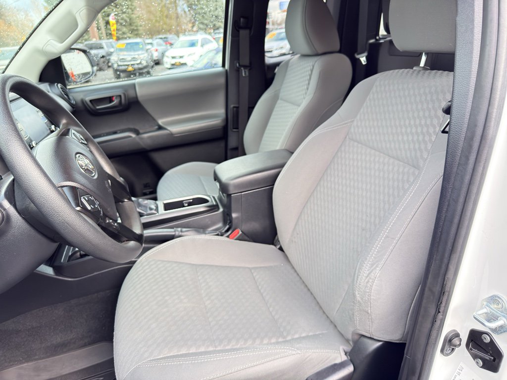 Used 2022 Toyota Tacoma SR w/ SX Package image 11