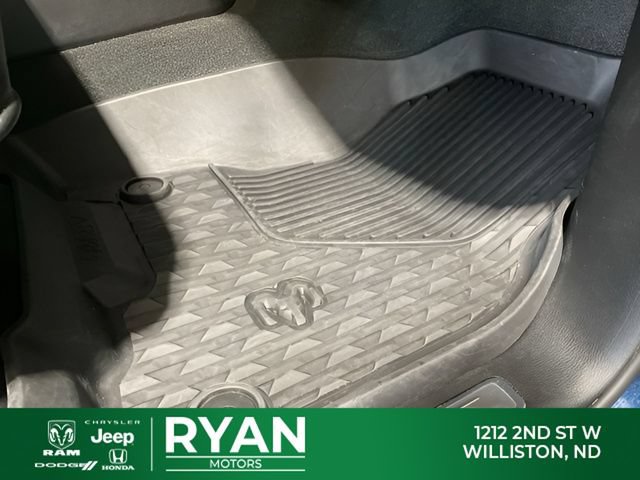 Used 2021 RAM 1500 Laramie w/ Sport Appearance Package AWD/4WD image 12