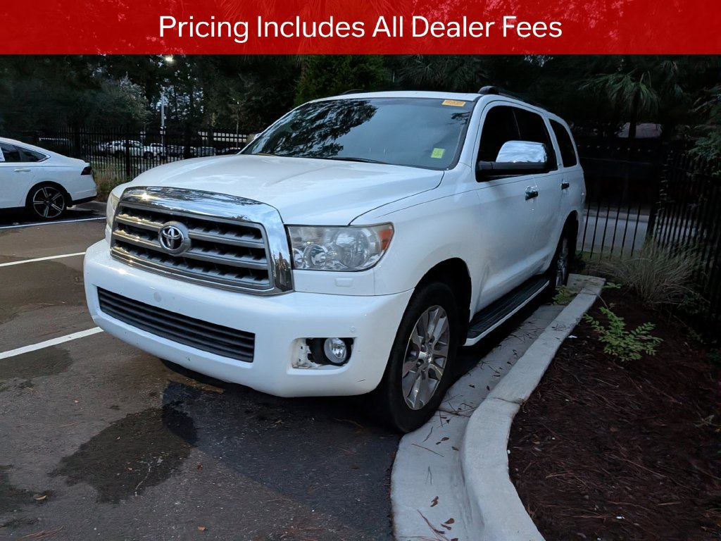 Used 2017 Toyota Sequoia Limited w/ Safety & Convenience Package RWD image 4