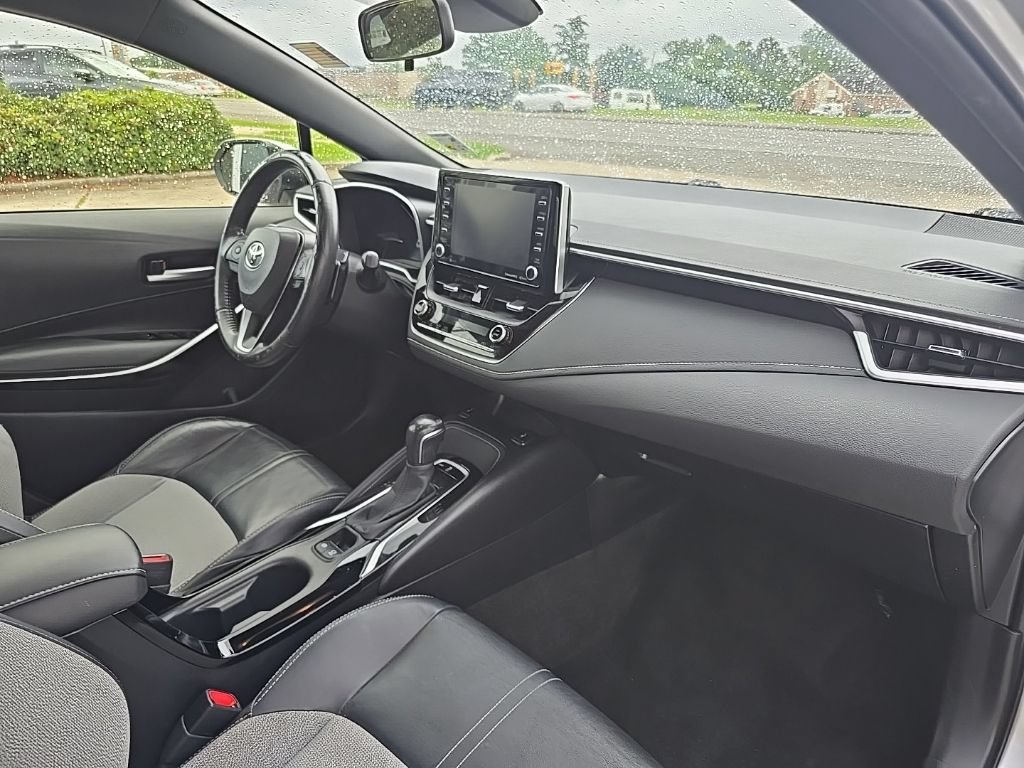 Used 2021 Toyota Corolla XSE FWD image 30