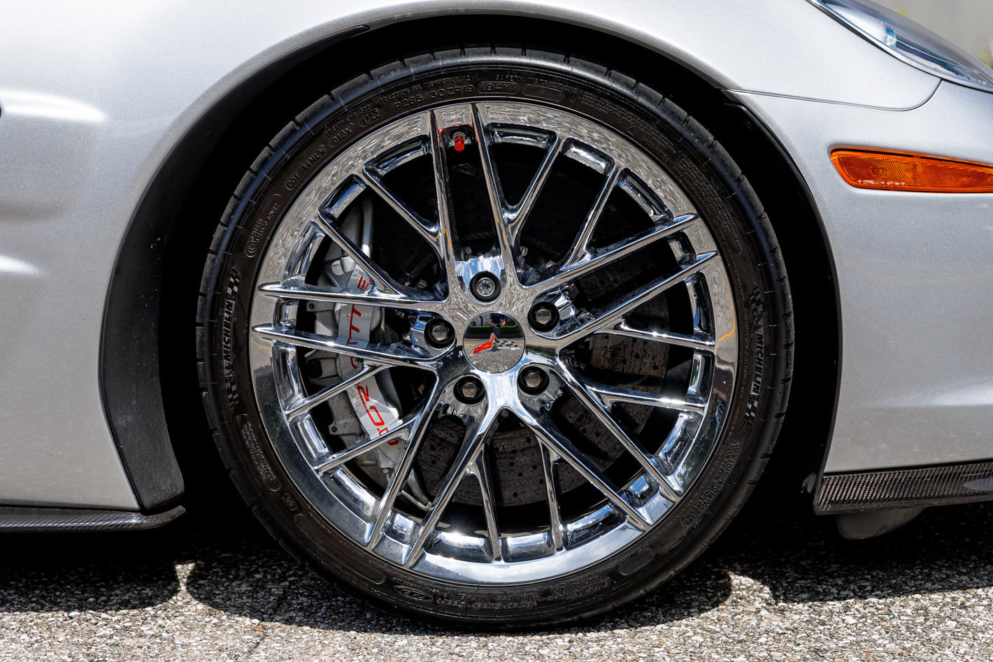 Used 2012 Chevrolet Corvette ZR1 w/ 3ZR Preferred Equipment Group RWD image 7
