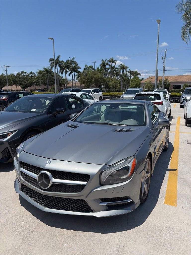 Used 2014 Mercedes-Benz SL 550 video 1