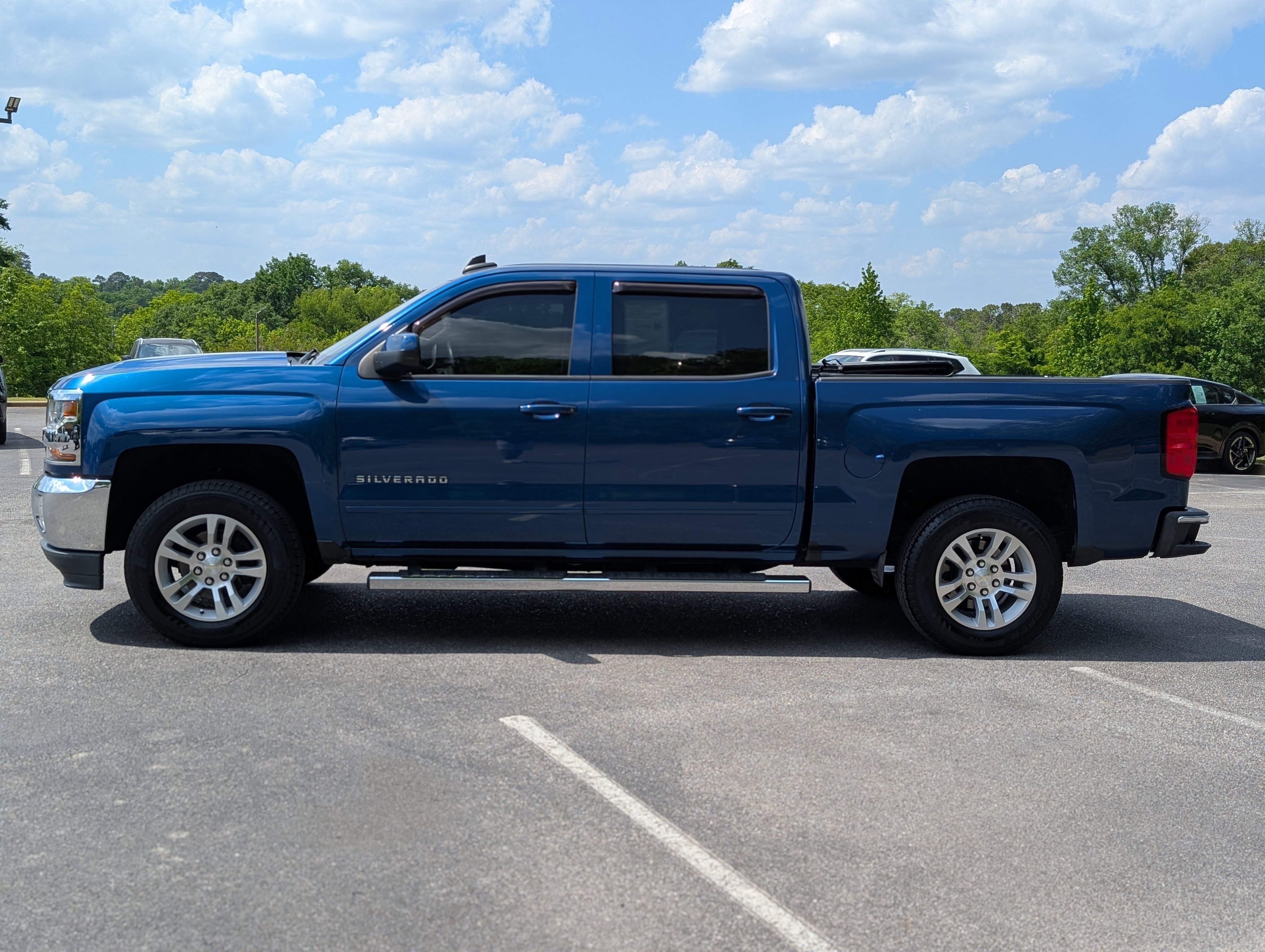 Used 2017 Chevrolet Silverado 1500 LT w/ All Star Edition RWD image 6