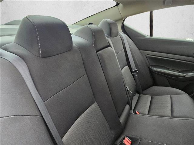 Used 2024 Nissan Altima 2.5 SV image 21