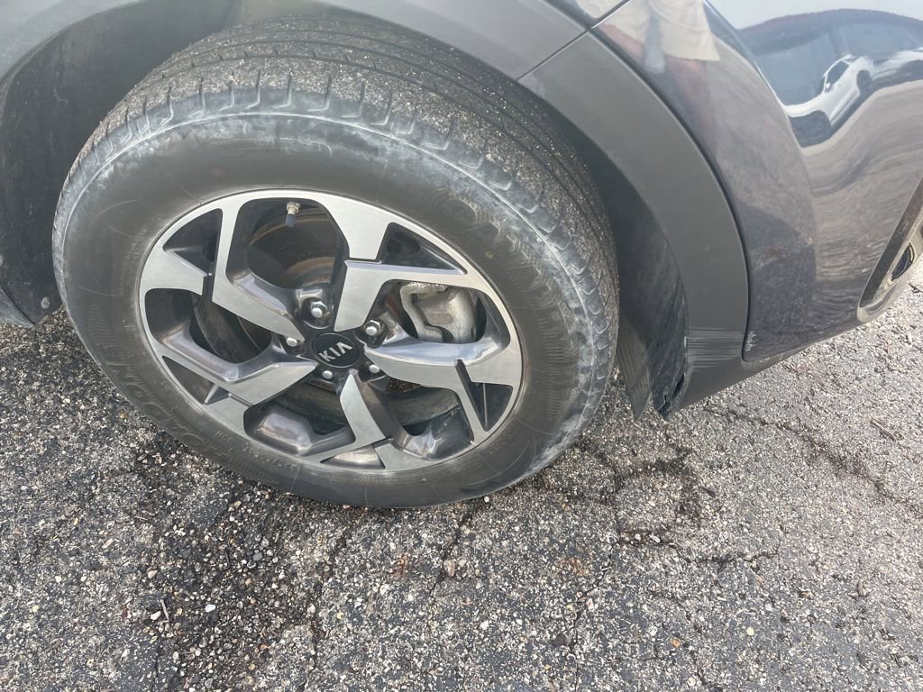 Used 2022 Kia Sportage LX image 4