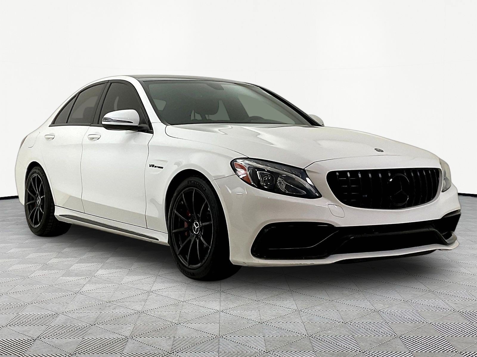 Used 2016 Mercedes-Benz C 63 AMG Sedan image 3