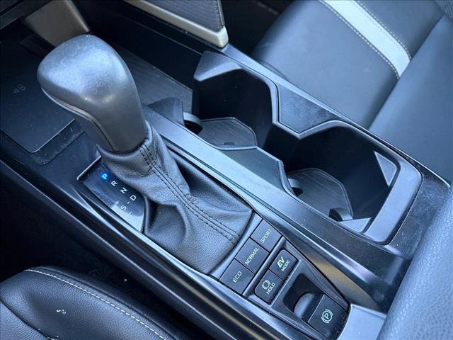 Used 2026 Toyota Camry SE w/ Convenience Package FWD image 10