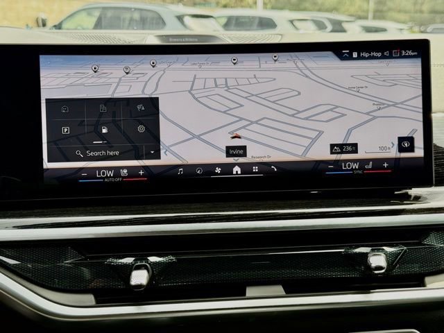 Used 2026 BMW X7 xDrive40i w/ M Sport Package AWD/4WD image 31