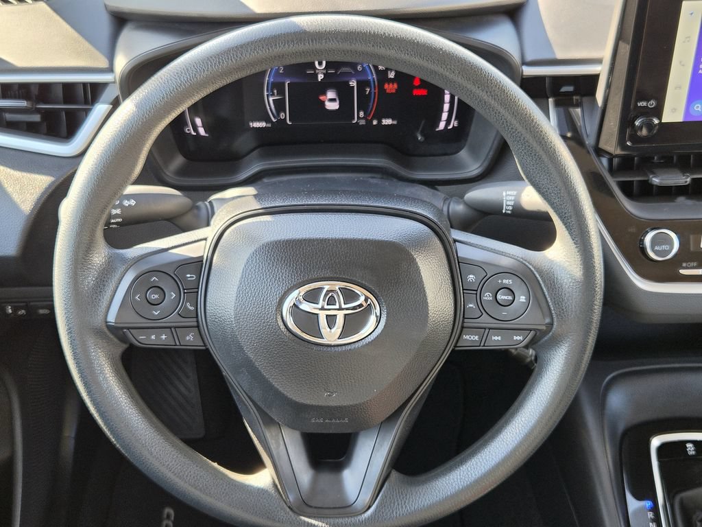 Used 2026 Toyota Corolla LE FWD image 15