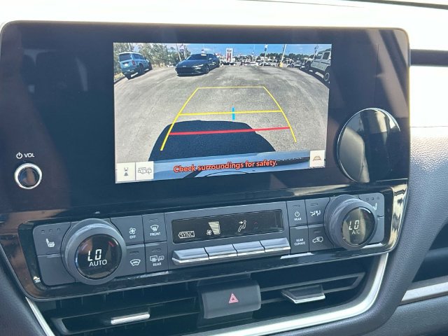 Used 2024 Toyota Grand Highlander AWD image 33