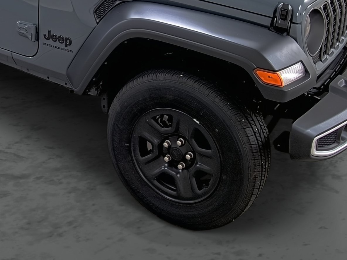Used 2025 Jeep Gladiator Sport AWD/4WD image 12