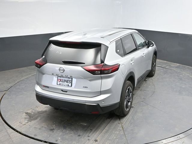 Used 2025 Nissan Rogue SV AWD/4WD image 44