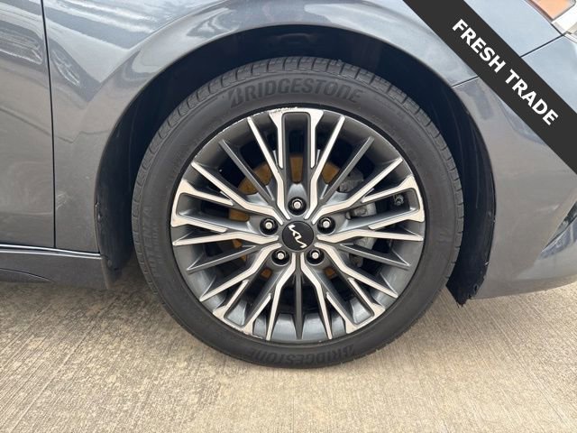 Used 2022 Kia Forte GT-Line w/ GT-Line Technology Package FWD image 6