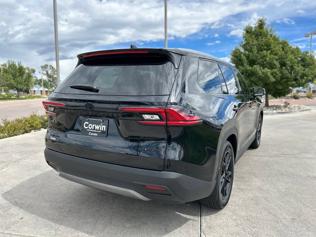 Used 2025 Toyota Grand Highlander AWD Hybrid image 8