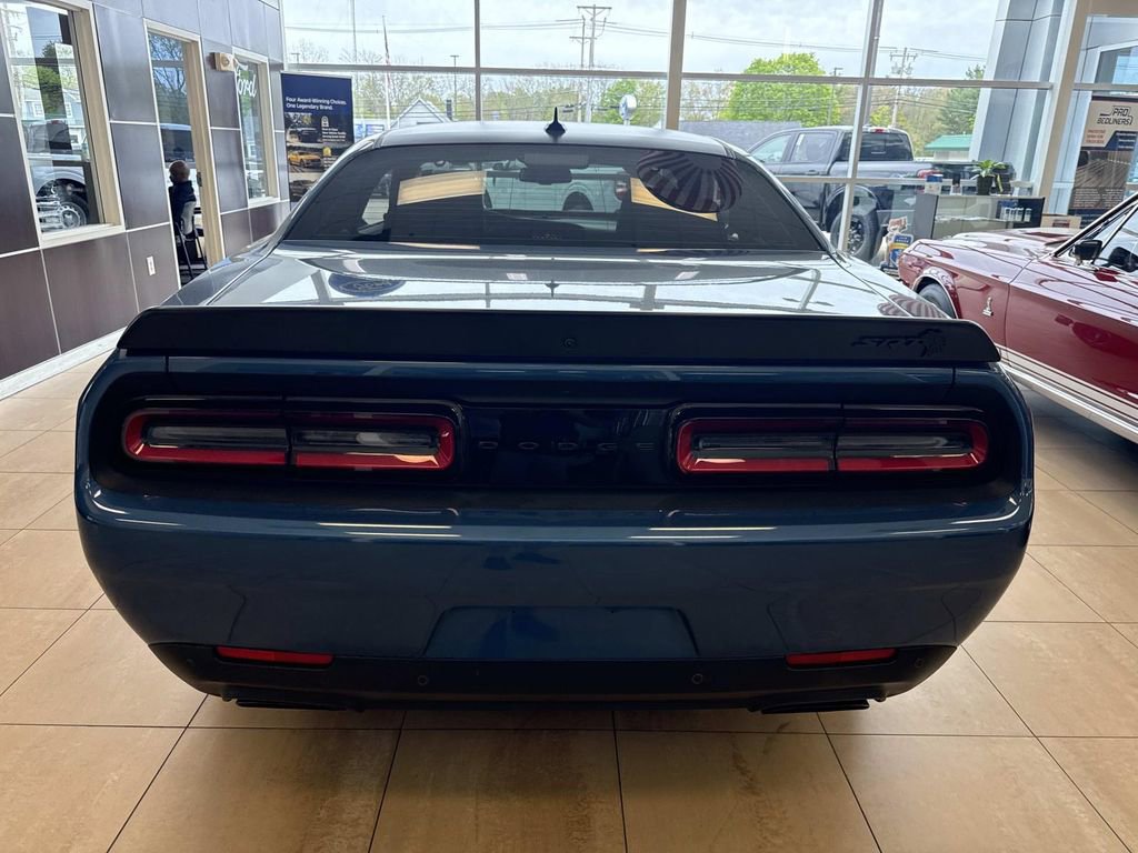 Used 2022 Dodge Challenger SRT Hellcat w/ Plus Package RWD image 4