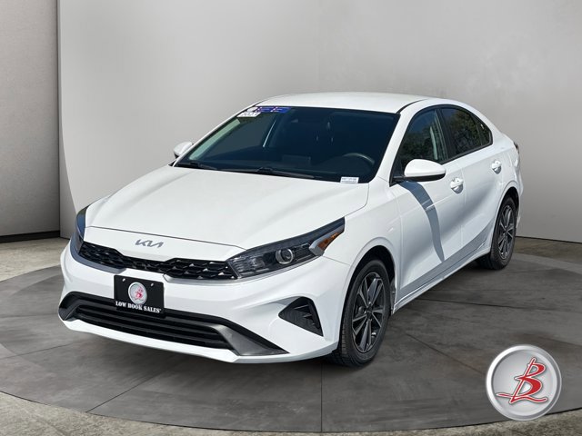 Used 2023 Kia Forte LXS FWD image 3