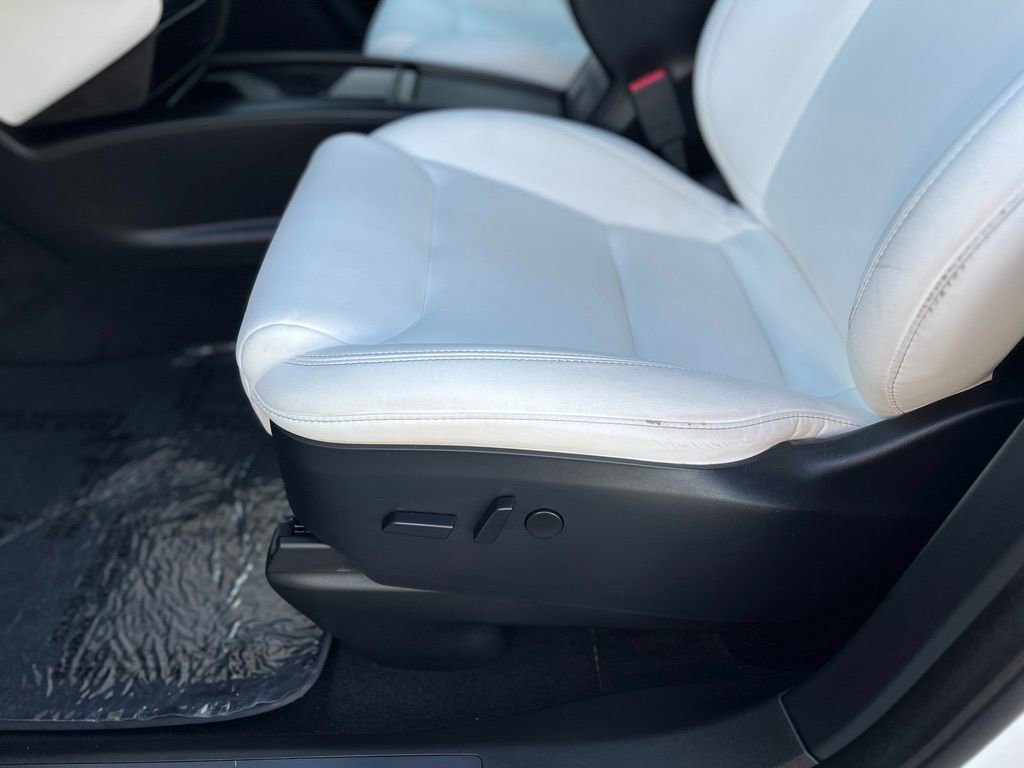 Used 2021 Tesla Model X Long Range image 21