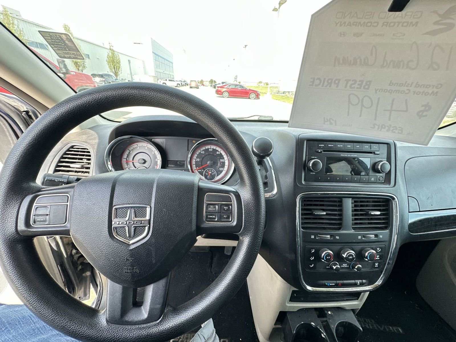 Used 2012 Dodge Grand Caravan SE FWD image 11
