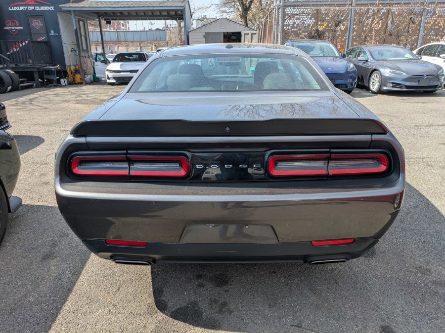 Used 2023 Dodge Challenger GT image 5