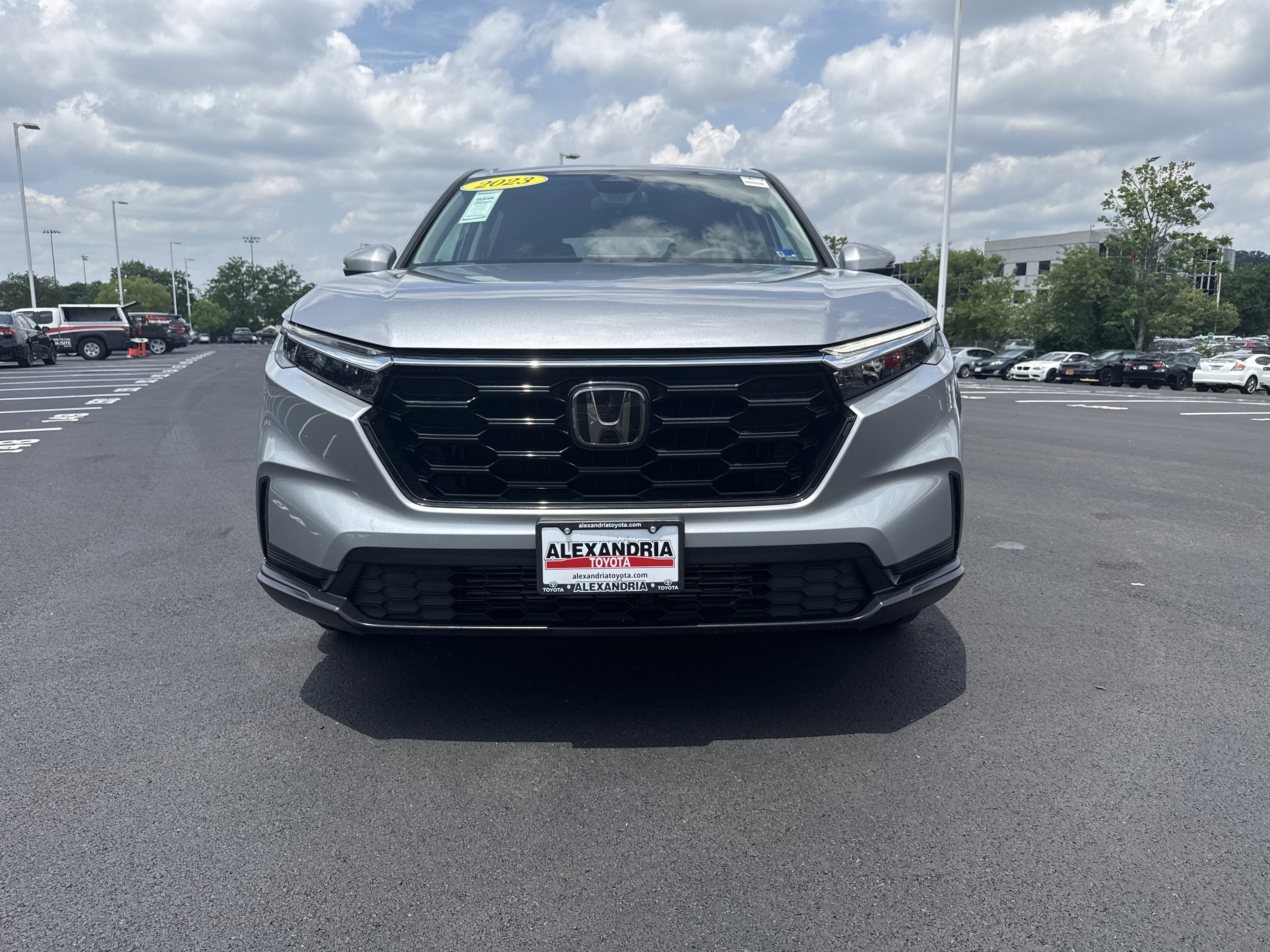 Used 2023 Honda CR-V EX image 3