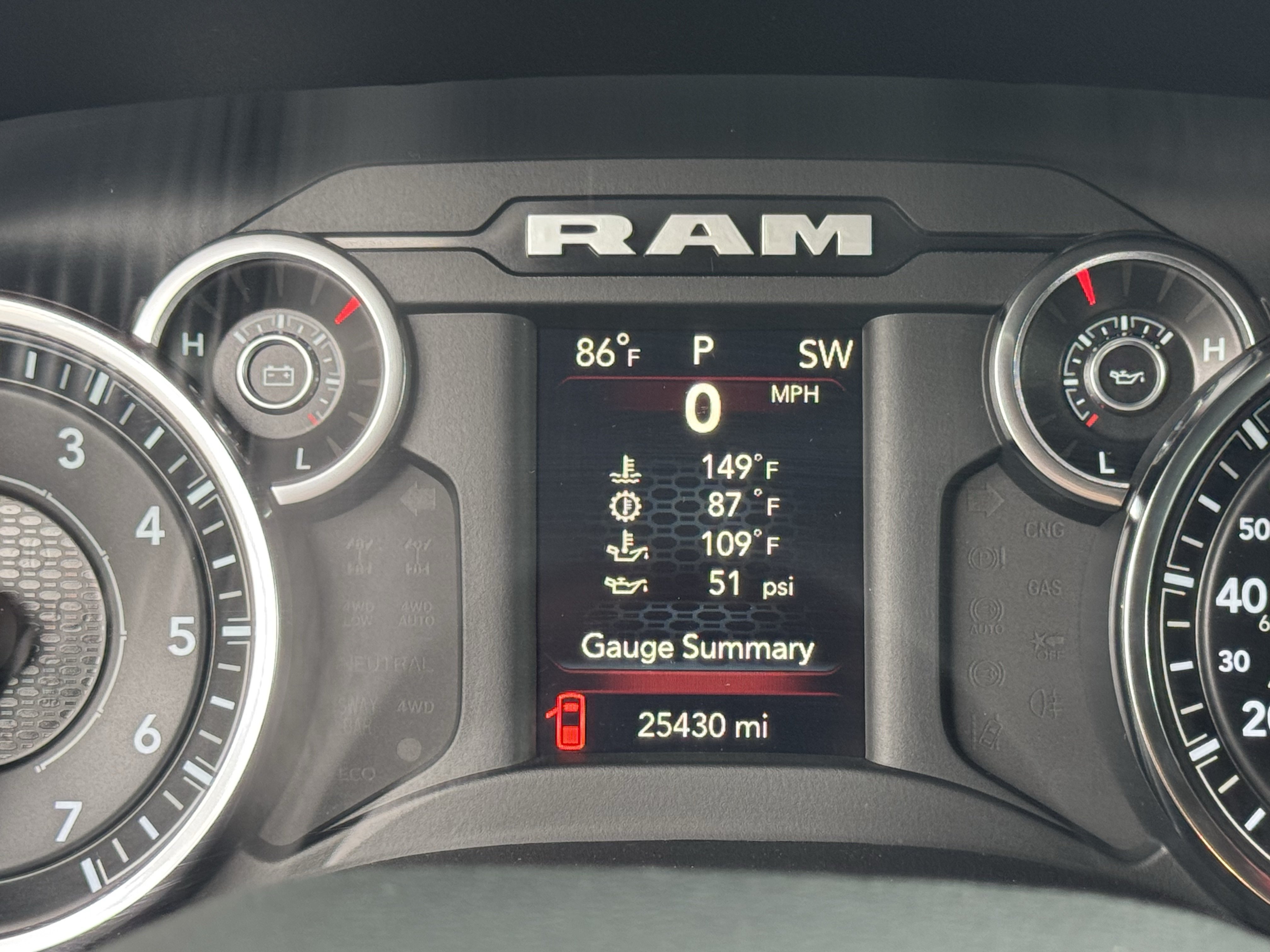 Used 2023 RAM 1500 Big Horn AWD/4WD image 22