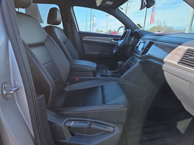 Used 2023 Volkswagen Atlas Cross Sport SE image 15