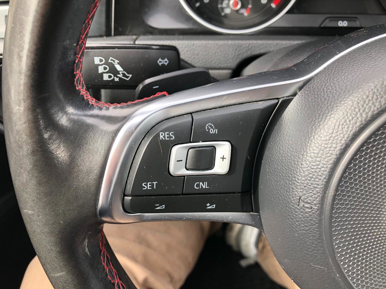 Used 2017 Volkswagen GTI Sport FWD image 18