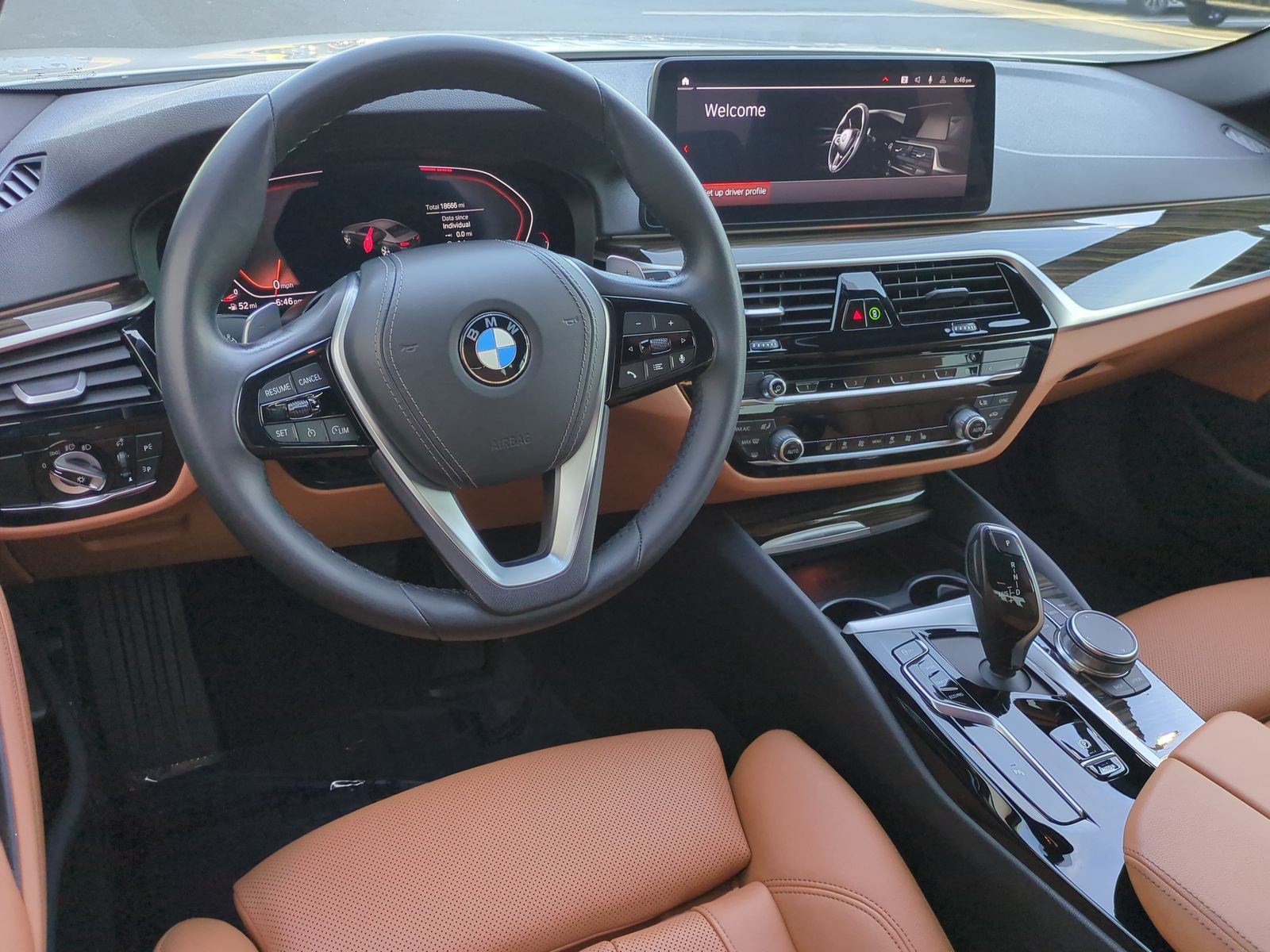 Used 2023 BMW 530i w/ Premium Package RWD image 30