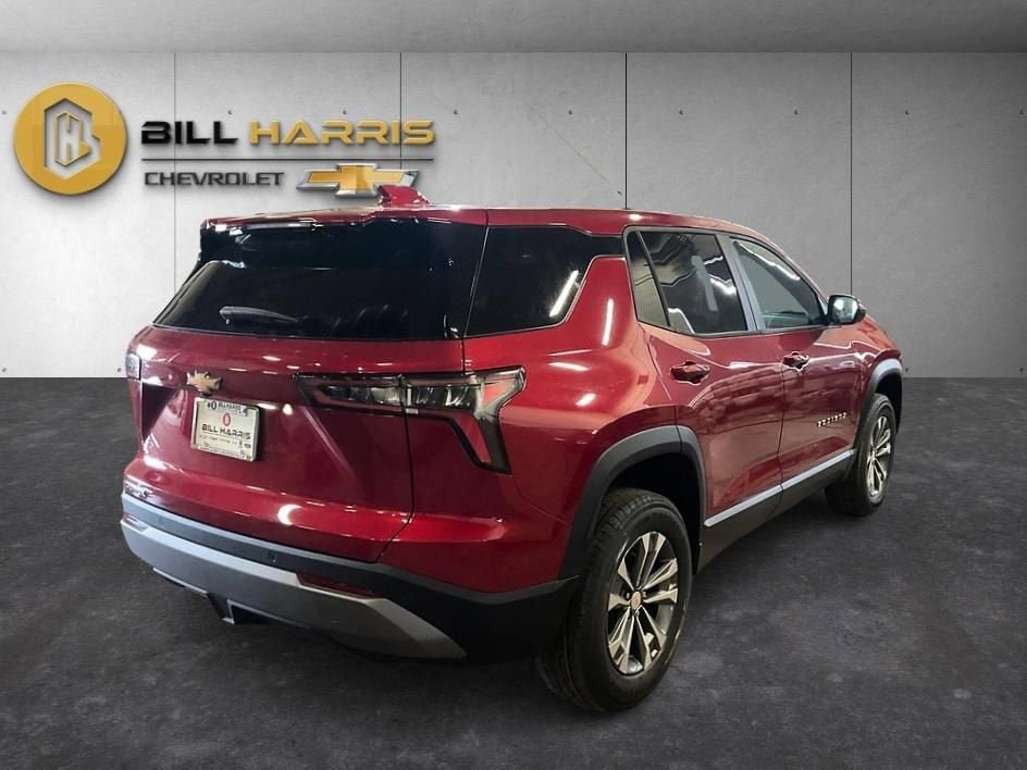New 2026 Chevrolet Equinox LT image 2