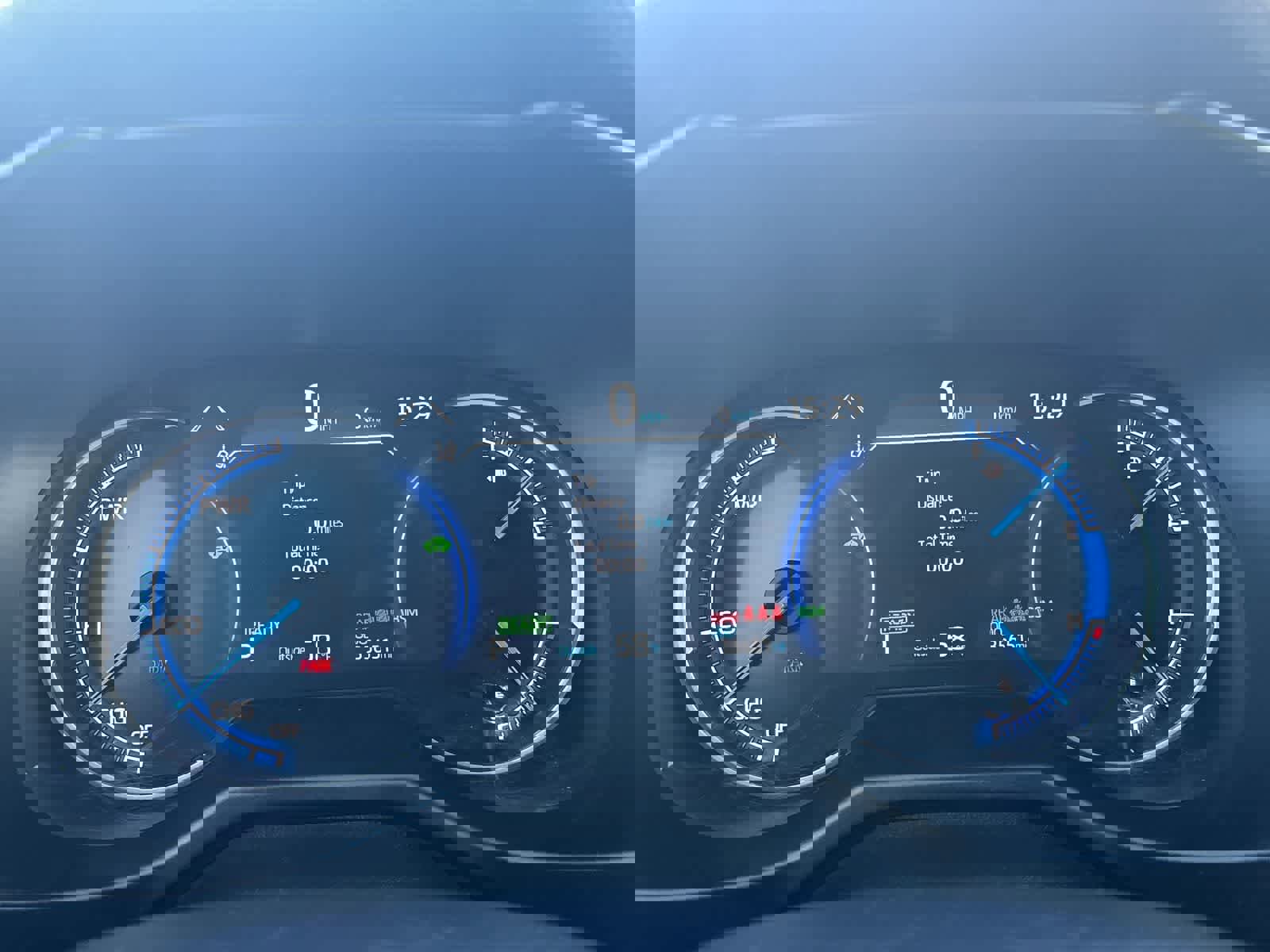 Used 2020 Toyota RAV4 Limited image 13