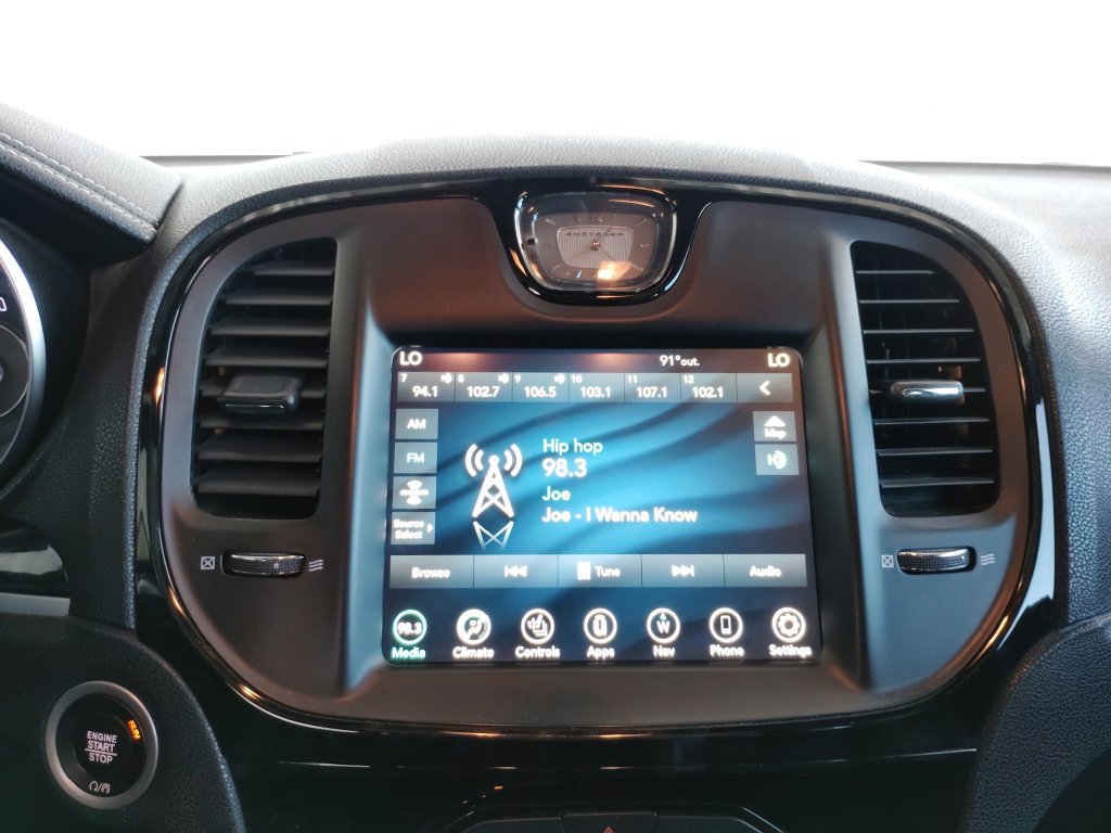 Used 2021 Chrysler 300 S RWD image 33