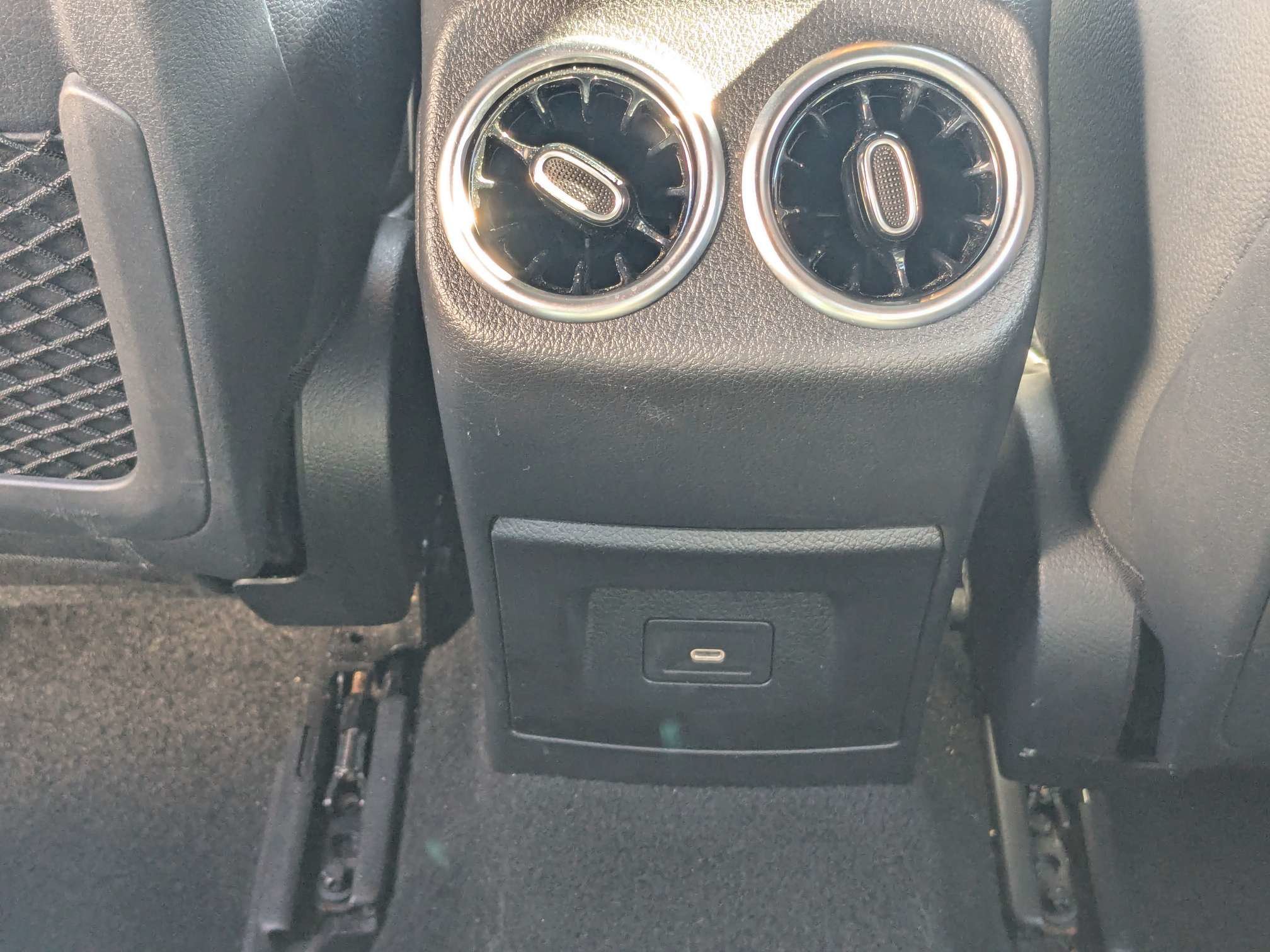 Used 2025 Mercedes-Benz CLA 250 image 14