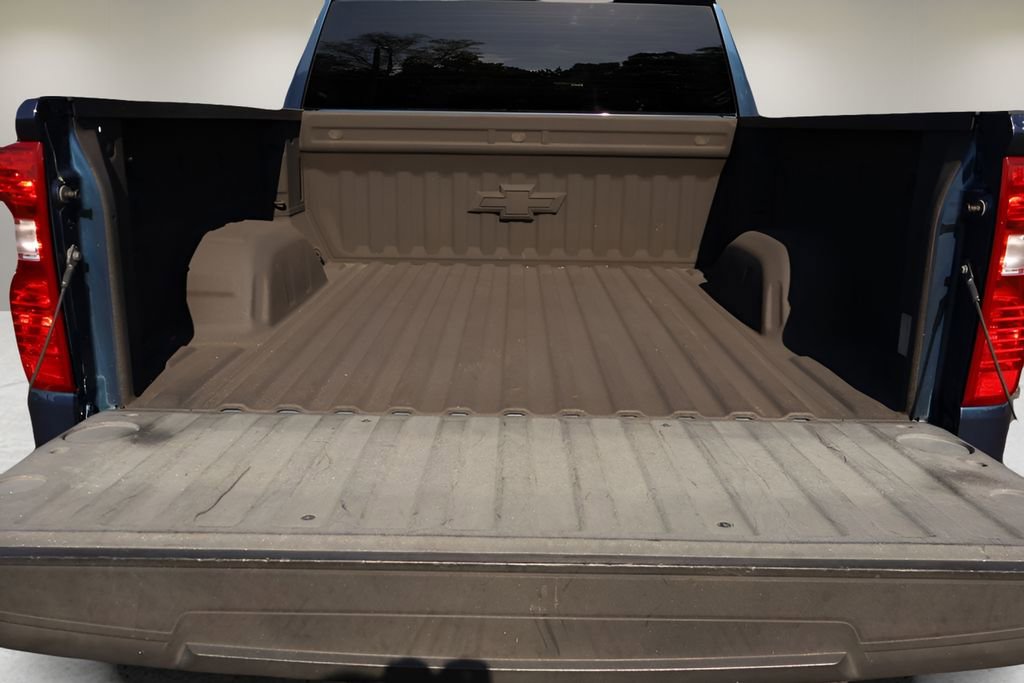 Used 2020 Chevrolet Silverado 1500 LT w/ Texas Edition image 15