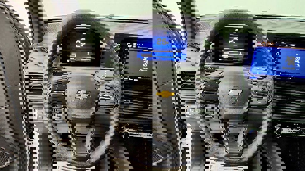 Used 2024 Chevrolet Silverado EV W/T AWD/4WD image 13